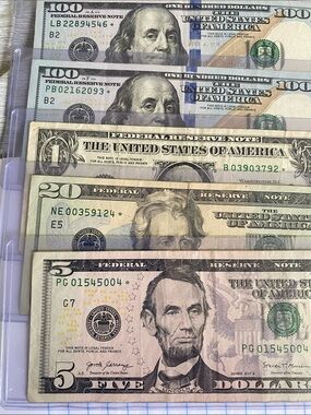 US Star notes with protective sleeve.